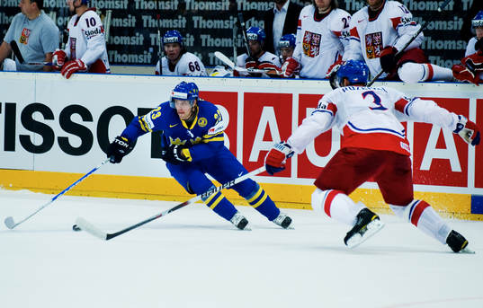 Linus Omark, Sverige