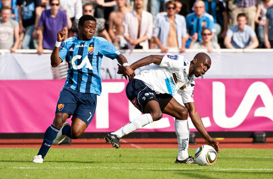 Kennedy Igboananike, Djurgården och Omar Jawo, Gefle