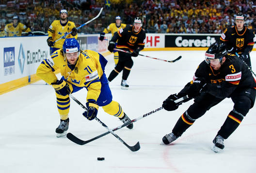 Jonas Andersson, Sverige och Justin Krueger, Tyskland