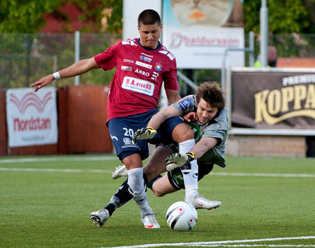 Emil Hedvall, målvakt Gefle. Luka Mijaljevic, Örgryte