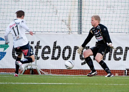 Hjalmar Öhagen, Gefle, gör 0-1. Peter Abrahamsson,