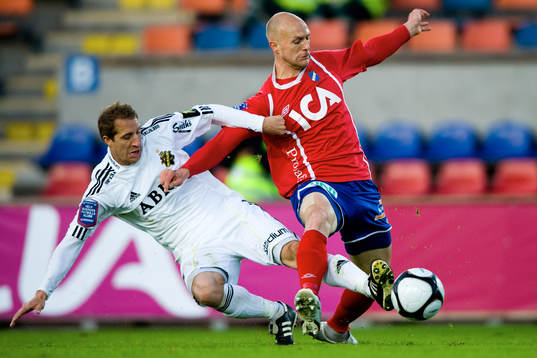 Kenny Pavey, AIK, stoppar Freddy Borg, Öster