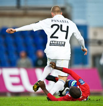 Tackling, glidtackling, genre