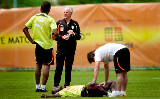 Sven-Göran Eriksson, förbundskapten och Didier Drogba