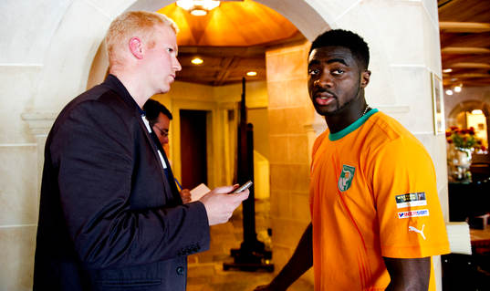 Kolo Touré och Johan Flinck, Aftonbladet (Journalist)