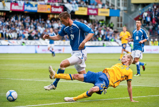Adnan Mravac, Bosnien och Christian Wilhelmsson, Sverige