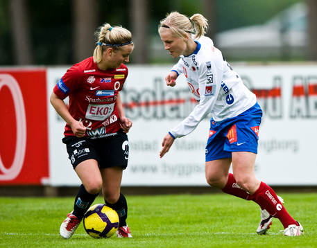 Gudny Björk Odinsdottir, Kristianstad och Sanna Talonen,