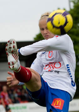 Edda Gardarsdottir, Örebro