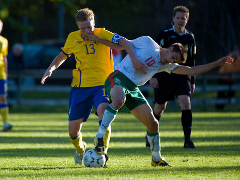 Oscar Hiljemark, Sverige och Valentin Veselinov, Bulgarien