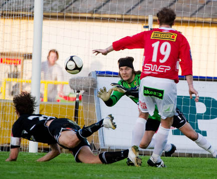 Peter Karlsson, målvakt, Landskrona