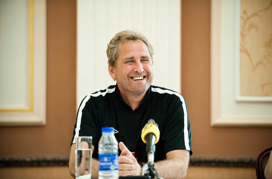 Erik Hamrén, förbundskapten, glädje