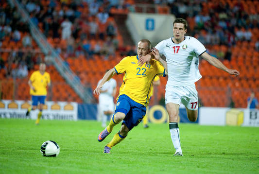 Daniel Larsson, Sverige och Sergei Sosnovsky, Vitryssland
