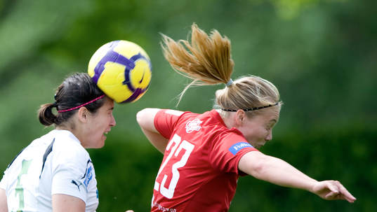 Therese Brogårde, Hammarby och Margret Lara Vidarsdottir,