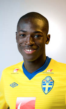 Edward Owusu, porträtt