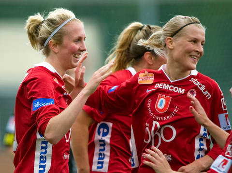 Marina Pettersson och Sanna Talonen,  Örebro, jubel,