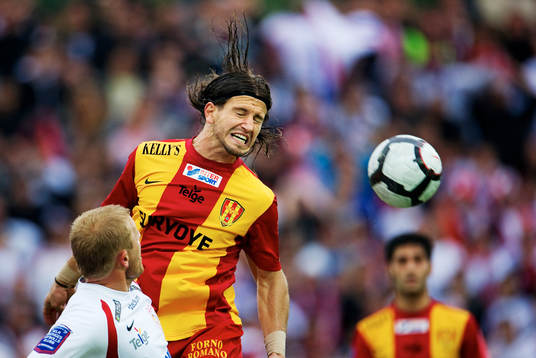 Haris Skenderovic, Syrianska, nickar bort bollen