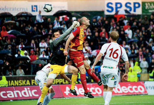 Dinko Felic, Syrianska, nickar in 3-2 bakom Magnus Bahne,