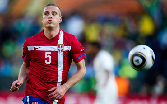 Nemanja Vidic, Serbien