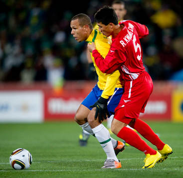 Luis Fabiano, Brasilien, Ri Kwang Chon, Nordkorea