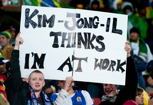 Kim Jong Il tror att jag jobbar, skylt