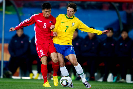 Ji Yun Nam, Nordkorea, Elano, Brasilien