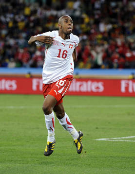 Gelson Fernandes, glädje och jubel över 0-1 till Schweiz