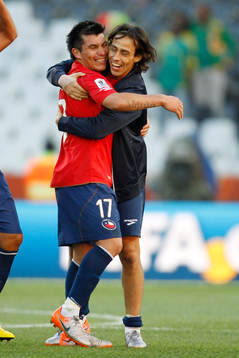 Gary Medel, Chile, glädje och jubel