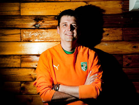 Fotboll, VM 2010, Elfenbenskusten har en svensk läkare