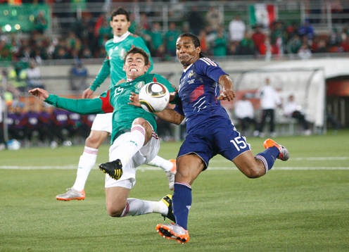 Hector Moreno, Mexico och Florent Malouda, Frankrike