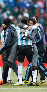 Diego Maradona, förbundskapten, Argentina, glädje, jubel