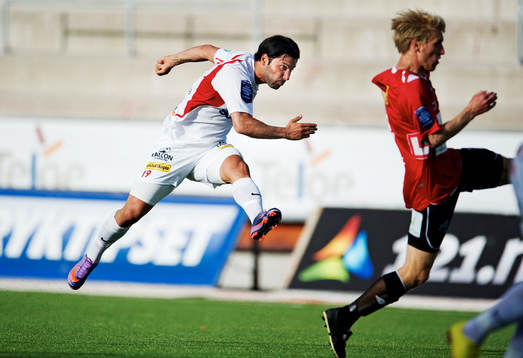 Stefan Batan, Assyriska, skjuter in 2-1