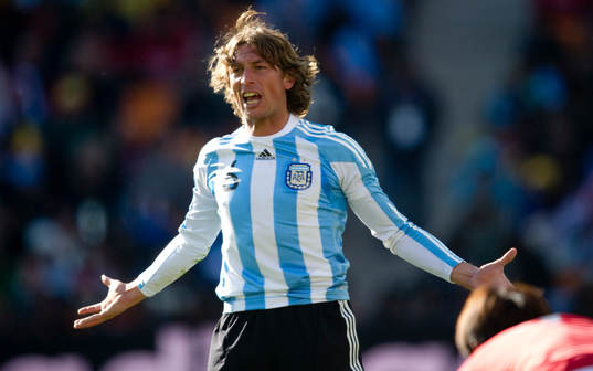Gabriel Heinze, Argentina förstår inte varför han varnas