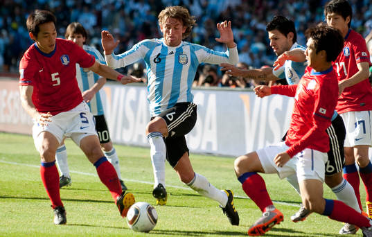 Kim Nam-Il, Sydkorea, Gabriel Heinze, Argentina