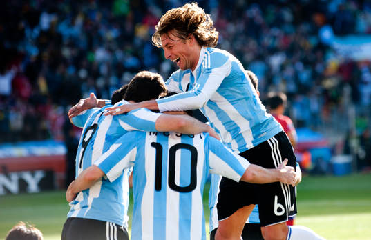 Gonzalo Higuaín, Lionel Messi, Gabriel Heinze, Argentina