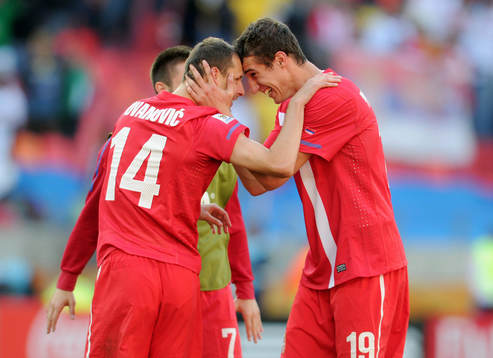 Milan Jovanovic och Radosav Petrovic, Serbien, glädje,