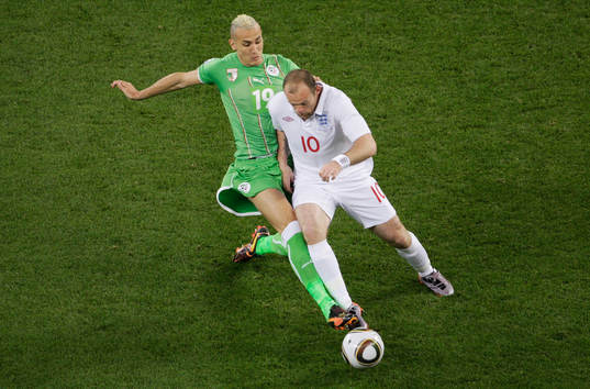 Hassan Yebda, Algeriet och Wayne Rooney, England
