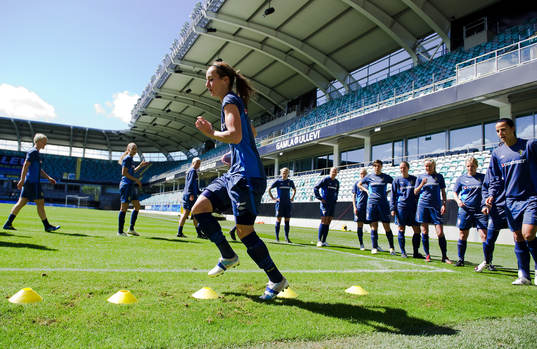 Kosovare Asllani