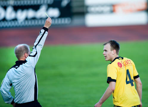 Gult kort, Varning, Fredrik Hägglund