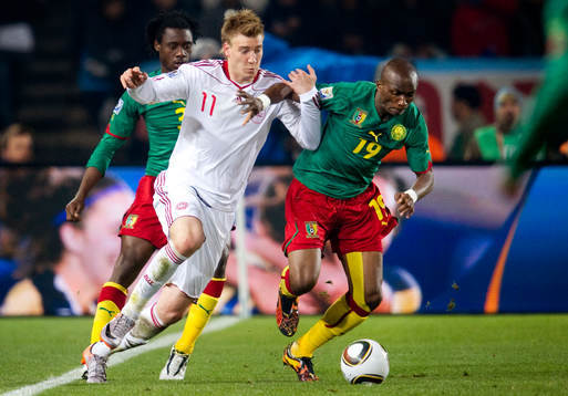 Nicklas Bendtner, Danmark, Stéphane M'Bia, Kamerun