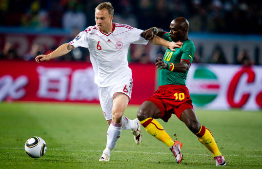 Lars Jacobsen, Danmark, Achille Emana, Kamerun