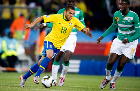 Dani Alves, Brasilien