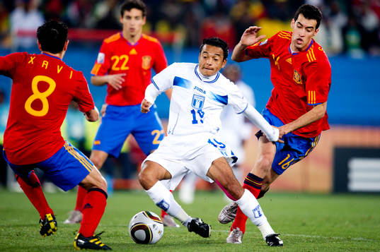 Elvis Danilo Turcios, Honduras, Sergio Busquets, Spanien