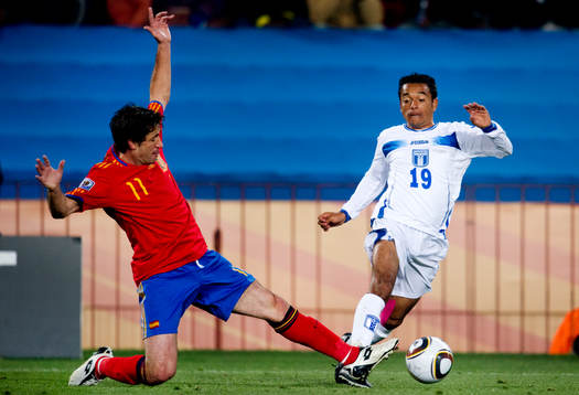 Joan Capdevila, Spanien, Elvis Danilo Turcios, Honduras