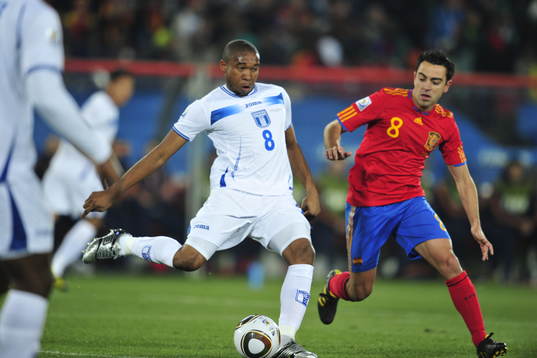 Xavi, Spanien och Wilson Palacios, Honduras