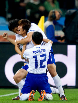 Chu Young Park, Lee Young-Pyo, Sydkorea jubel