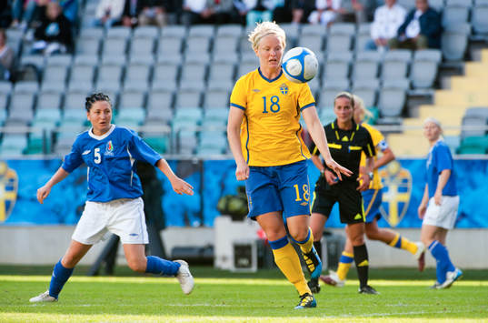 Nilla Fischer, Sverige