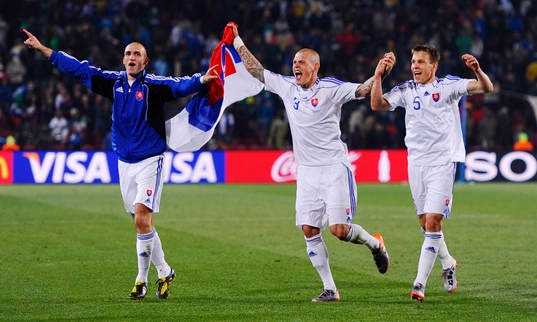 Robert Vittek, Martin Skrtel och Radoslav Zabavnik,