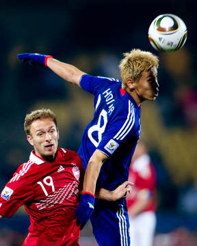 Dennis Rommedahl, Danmark, Keisuke Honda, Japan