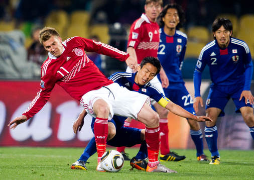 Nicklas Bendtner, Danmark, Makoto Hasebe, Japan