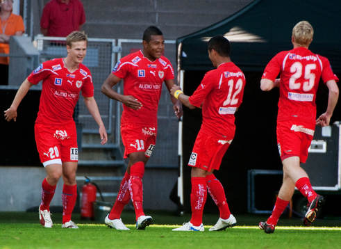 Ricardo Santos, Kalmar, gör sitt första mål för dagen.
